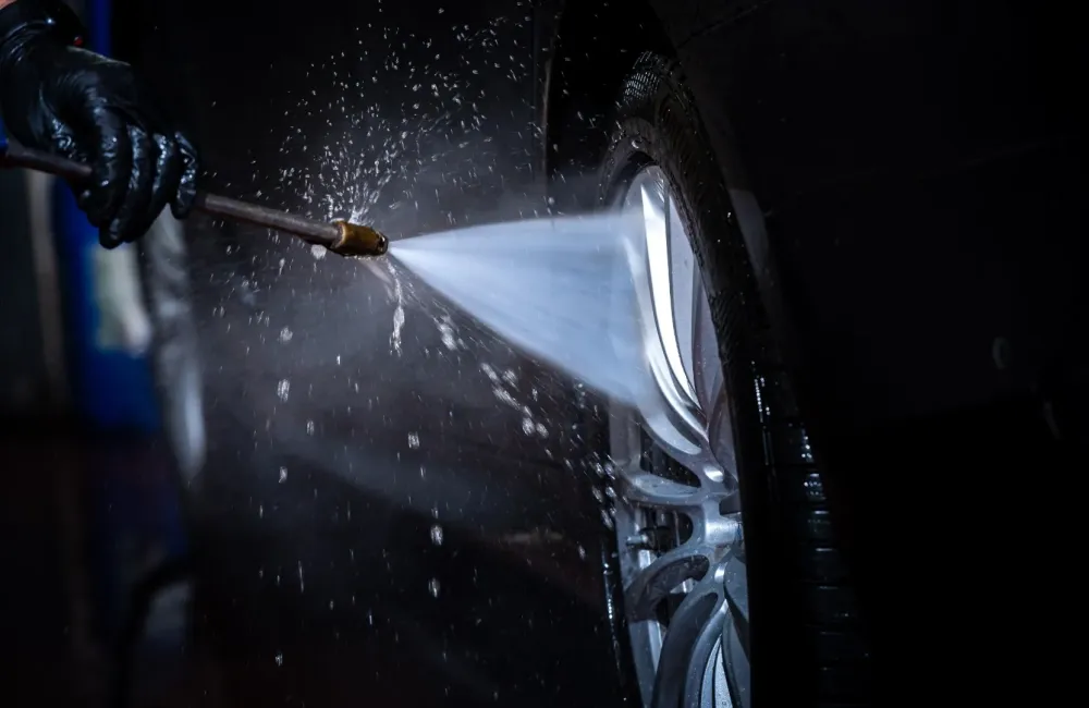Lavage haute pression voiture à Guyancourt